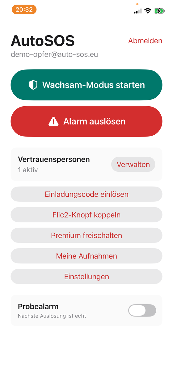 Startbildschirm von AutoSOS mit zwei großen Schaltflächen „Wachsam-Modus starten